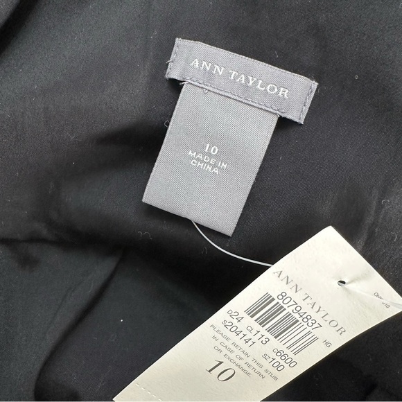 Ann Taylor Low Scoop Sleeveless Belted Top Black Size 10 NWT RETAIL $68.00 - Picture 5 of 8